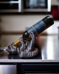 Wine bottle holder