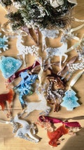 Handmade Resin Reindeer Christmas Ornaments with Glitter Details - Unique Holiday Tree Decoration - Elegant & Festive Decor